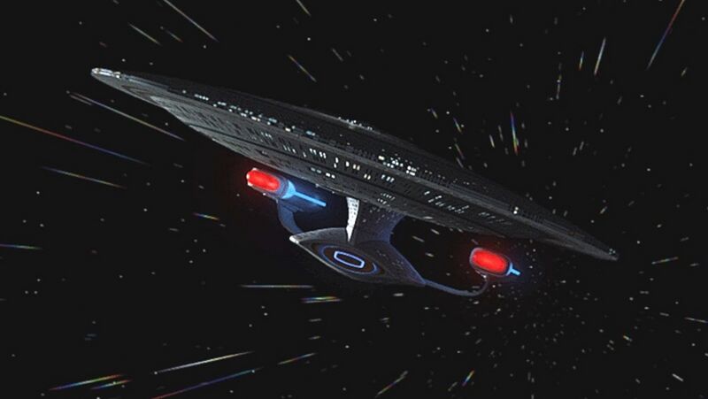 File:Warp-speed-Enterprise.jpg